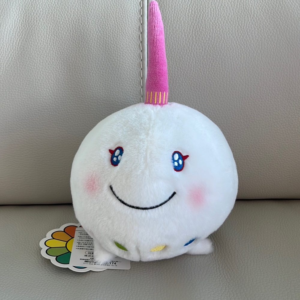 TAKASHI MURAKAMI THE CREATURES FROM PLANET 66 “FUWA FUWA P-CHAN” PLUSH DOLL!